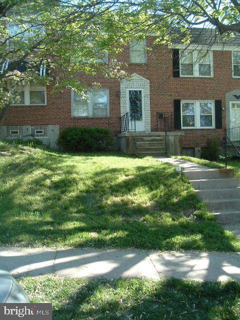 4424 Shamrock Avenue - Photo 1