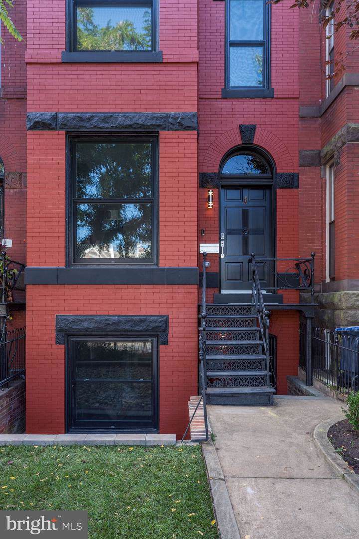 651 Maryland Avenue - Photo 1