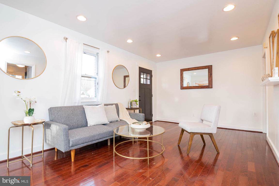 6711 Conway Avenue - Photo 1