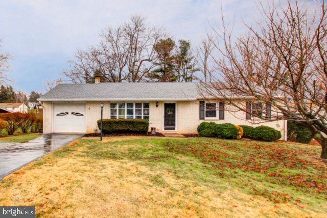 9 Lexington Drive - Photo 1