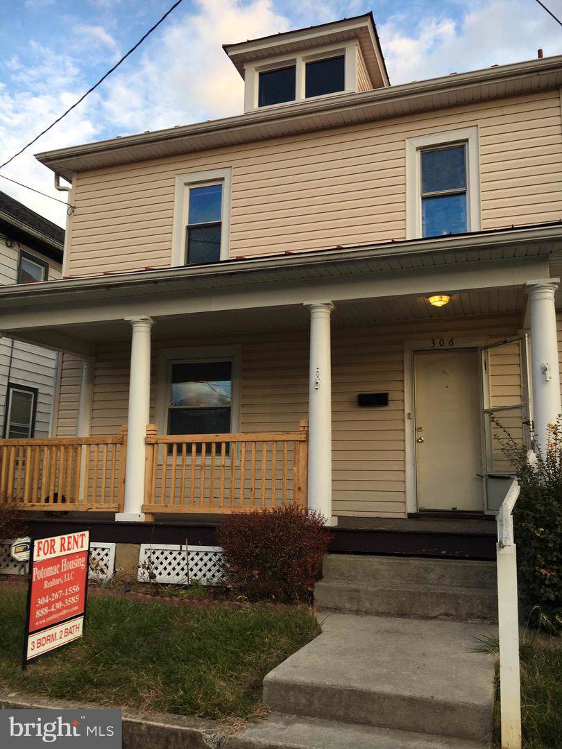 306 S. Illinois Ave - Photo 1