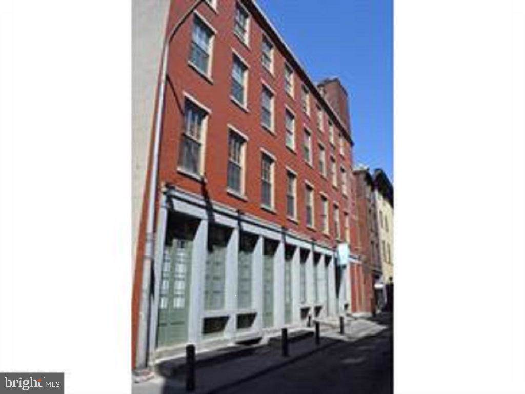 6-10 Strawberry Street - Photo 1