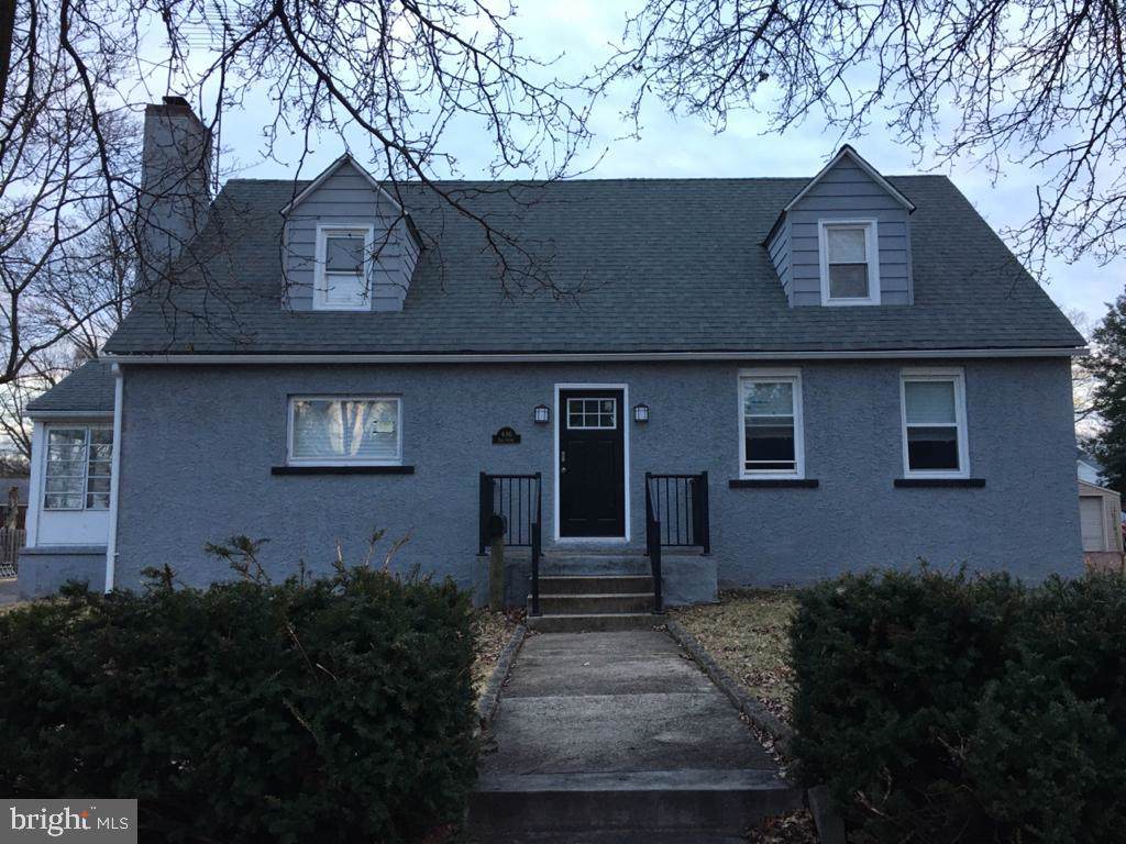 446 Elm Avenue - Photo 1