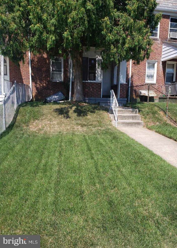 1002 Augusta Avenue - Photo 1