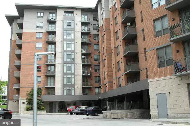3883 Connecticut Avenue - Photo 1