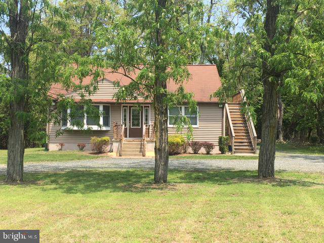 165 Lakeview Drive - Photo 1
