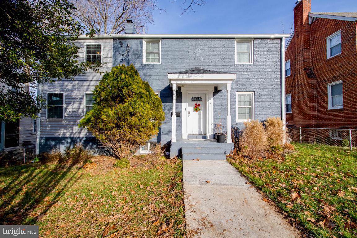 4515 Alabama Avenue - Photo 1