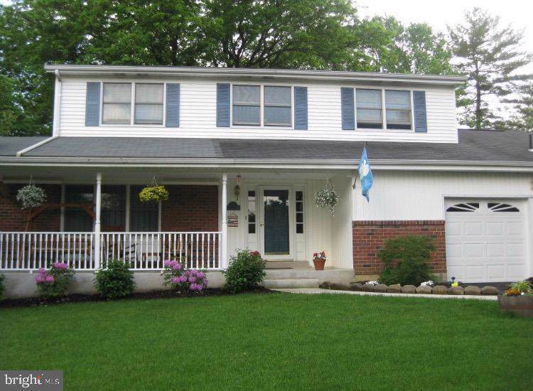 7 Glenbarry Drive - Photo 1