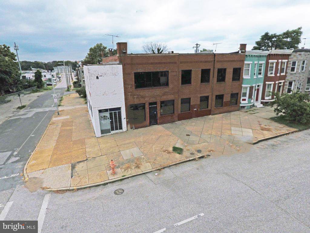 2600 Huntingdon Avenue - Photo 1