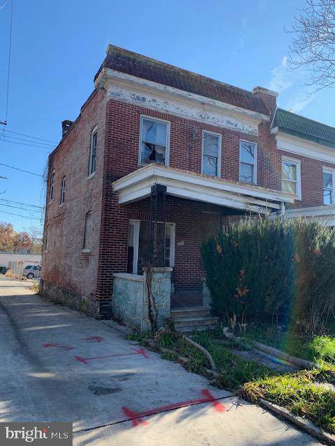 525 Denison Street - Photo 1