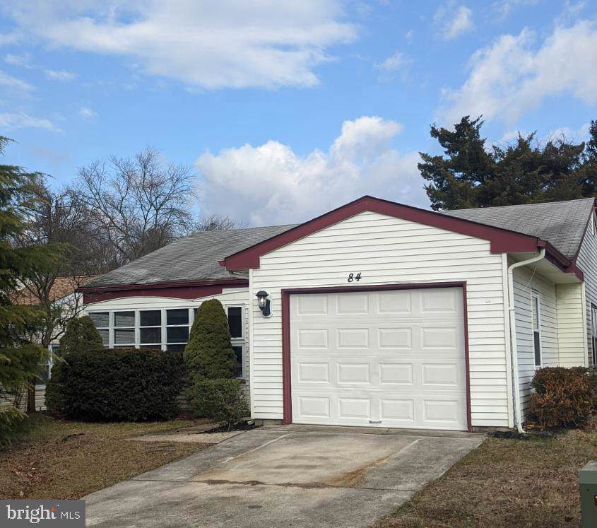 84 Kingston Way - Photo 1