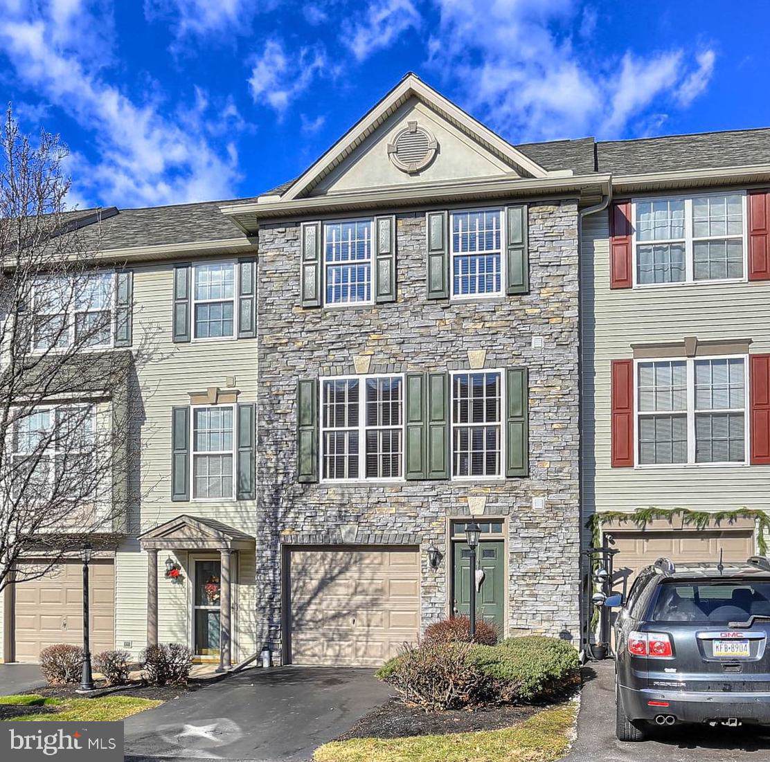 217 Wheatfield Way - Photo 1