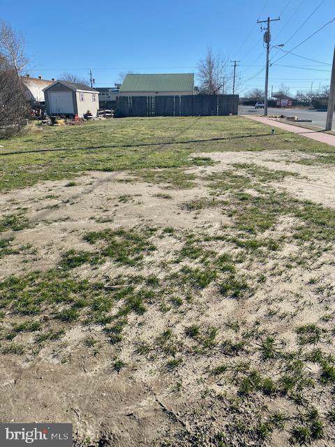 619 Main Street - Photo 1