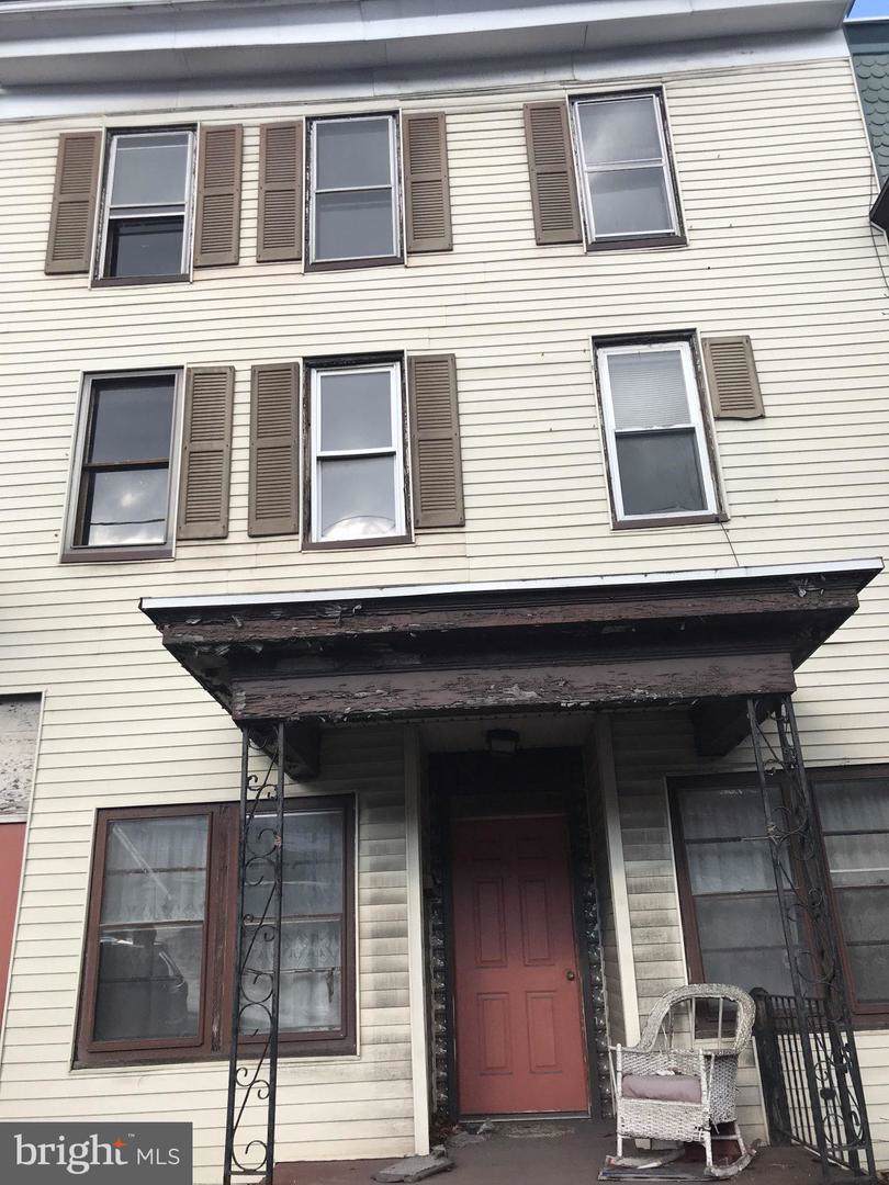 1125 Centre Street - Photo 1