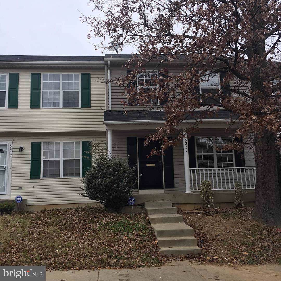 5237 Daventry Terrace - Photo 1