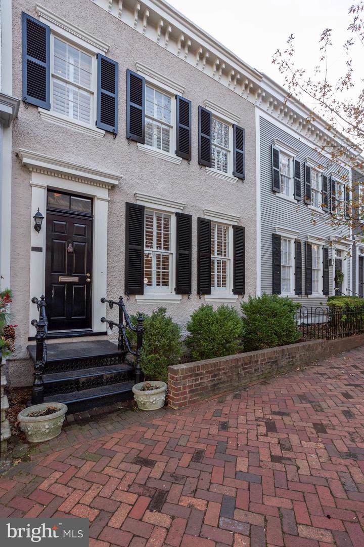 2804 P Street - Photo 1