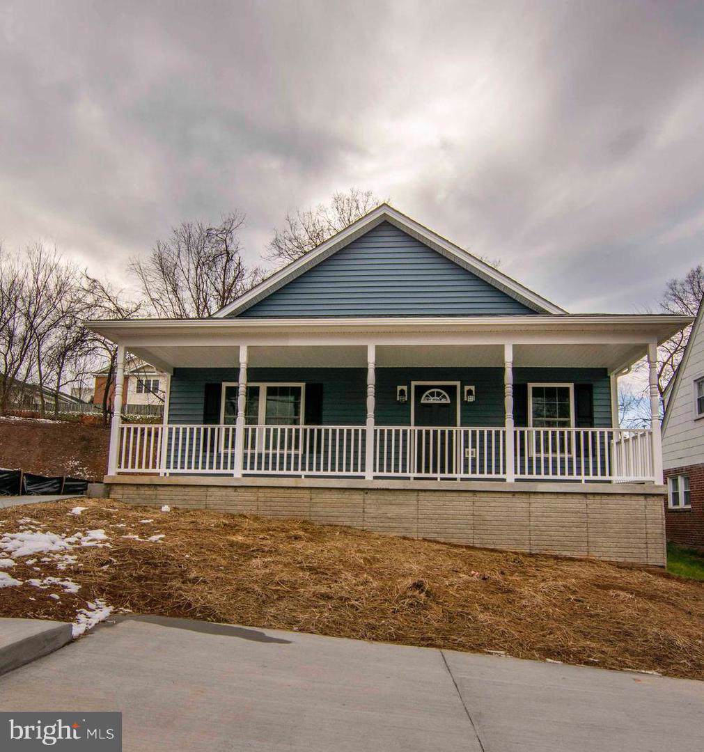 980 Virginia Avenue - Photo 1