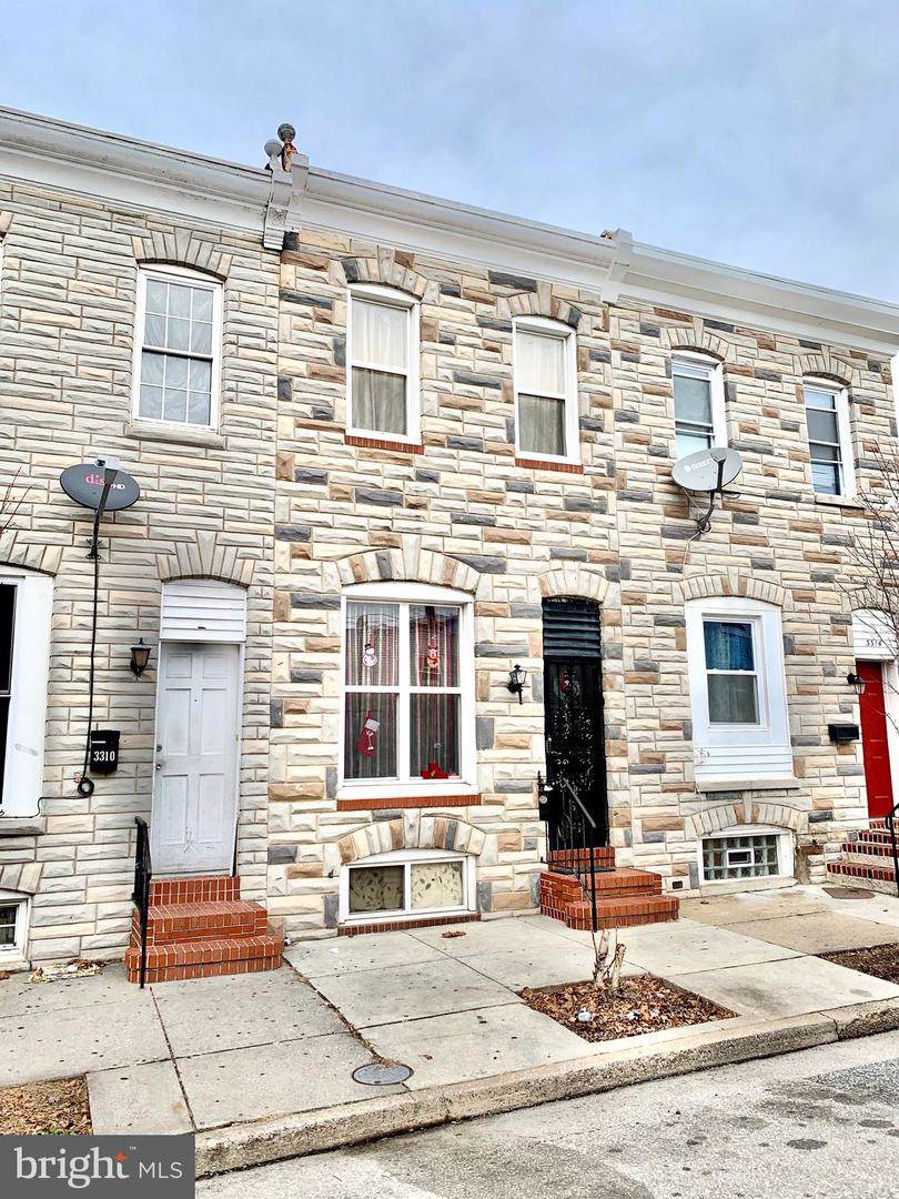 3312 Leverton Avenue - Photo 1