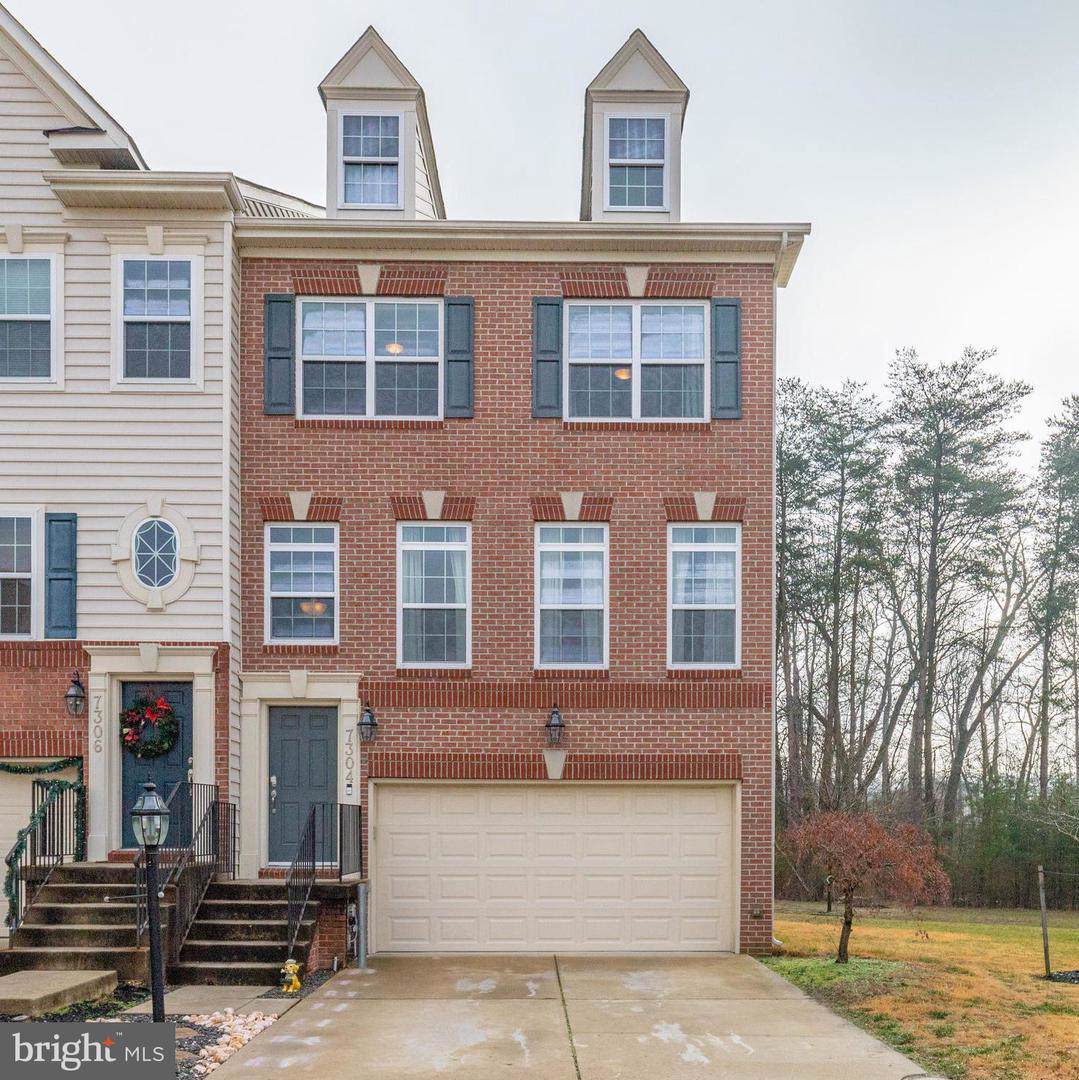 7304 Mockingbird Circle - Photo 1