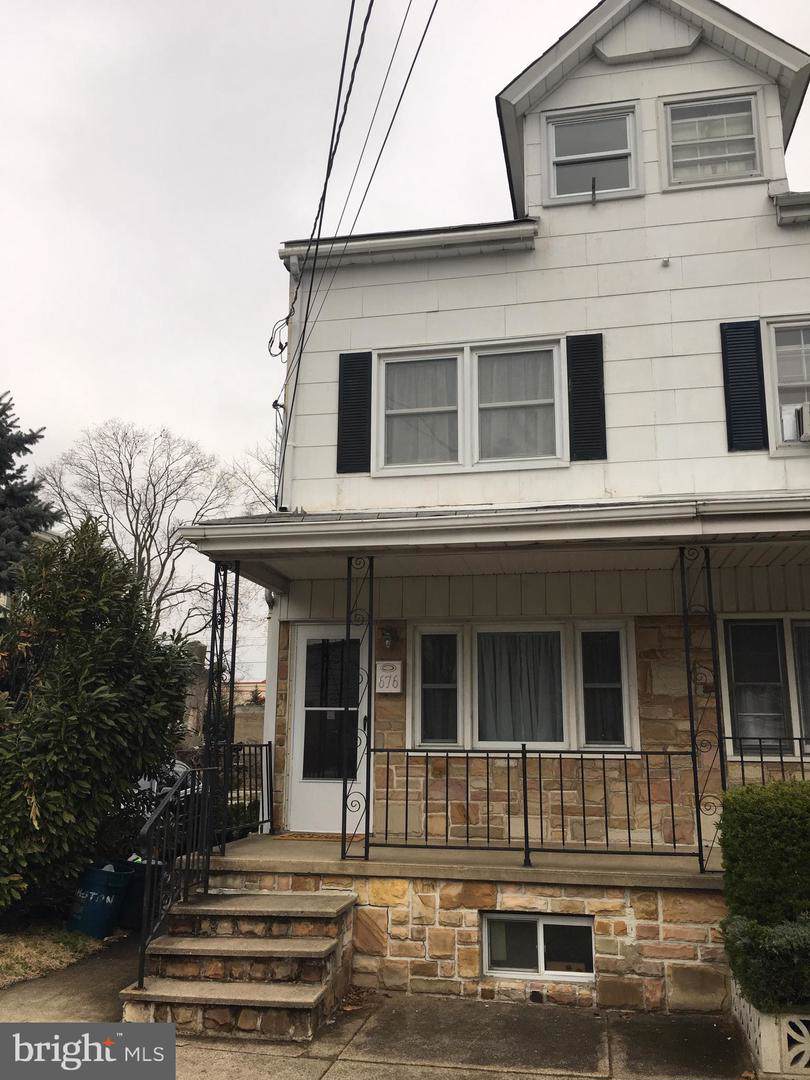 676 Washington Street - Photo 1