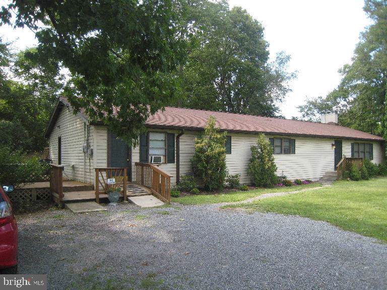 1527 Loudoun Street - Photo 1
