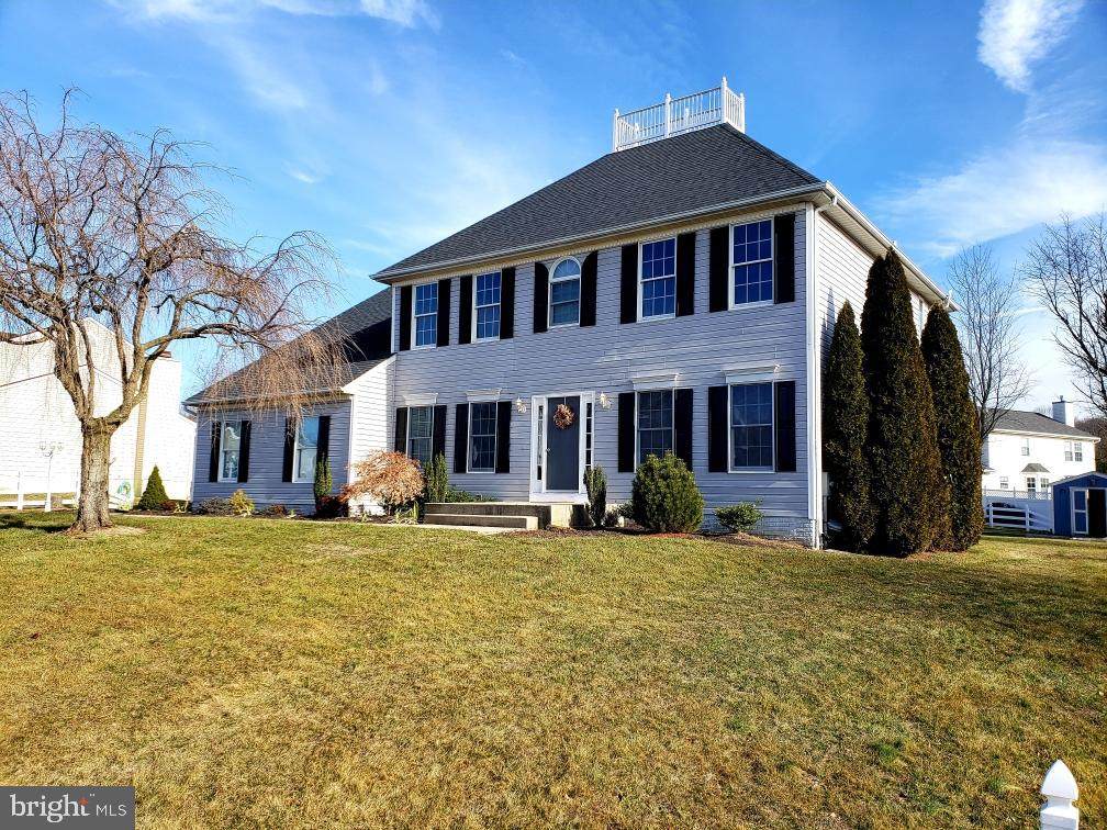 460 Westminster Court - Photo 1