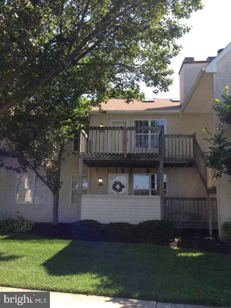466 London Court - Photo 1