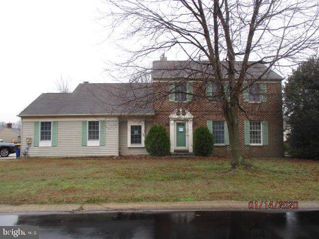 302 Falcon Drive - Photo 1
