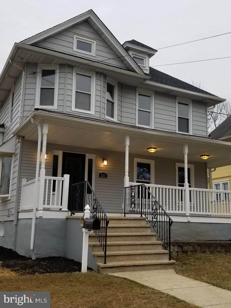 321 Cattell Avenue - Photo 1