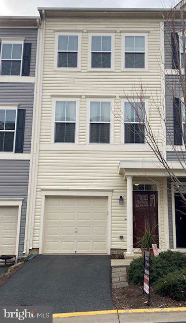 112 Shamrock Drive - Photo 1