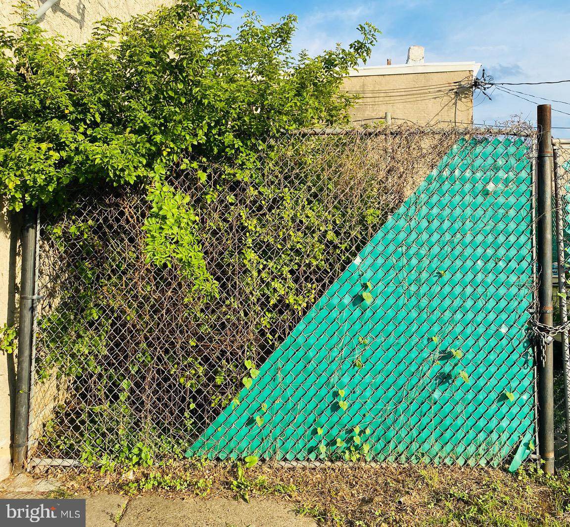 2743 Jasper Street - Photo 1