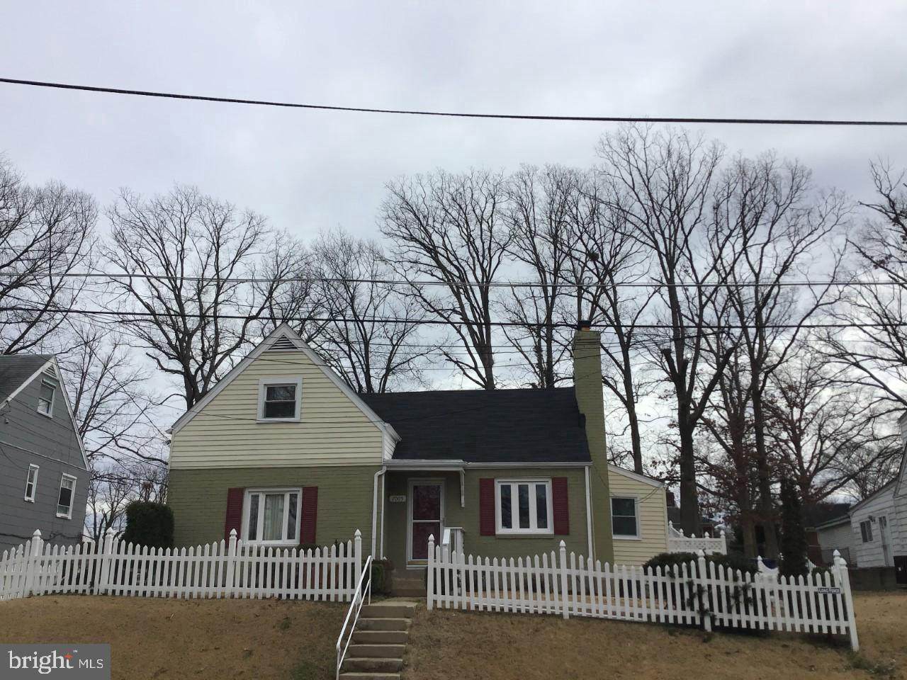 7005 Foster Street - Photo 1