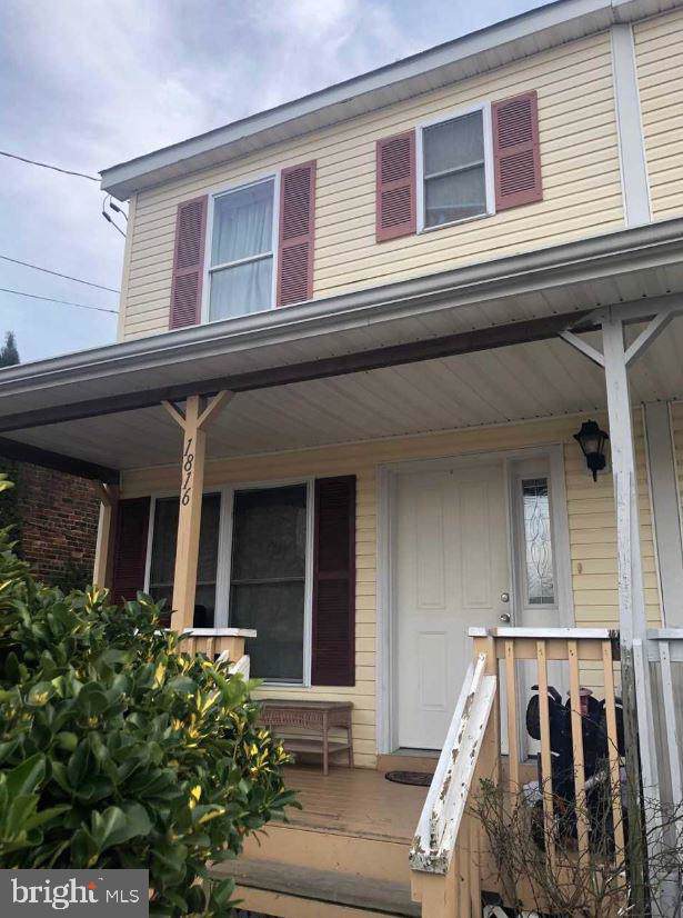 1816 Ontario Avenue - Photo 1