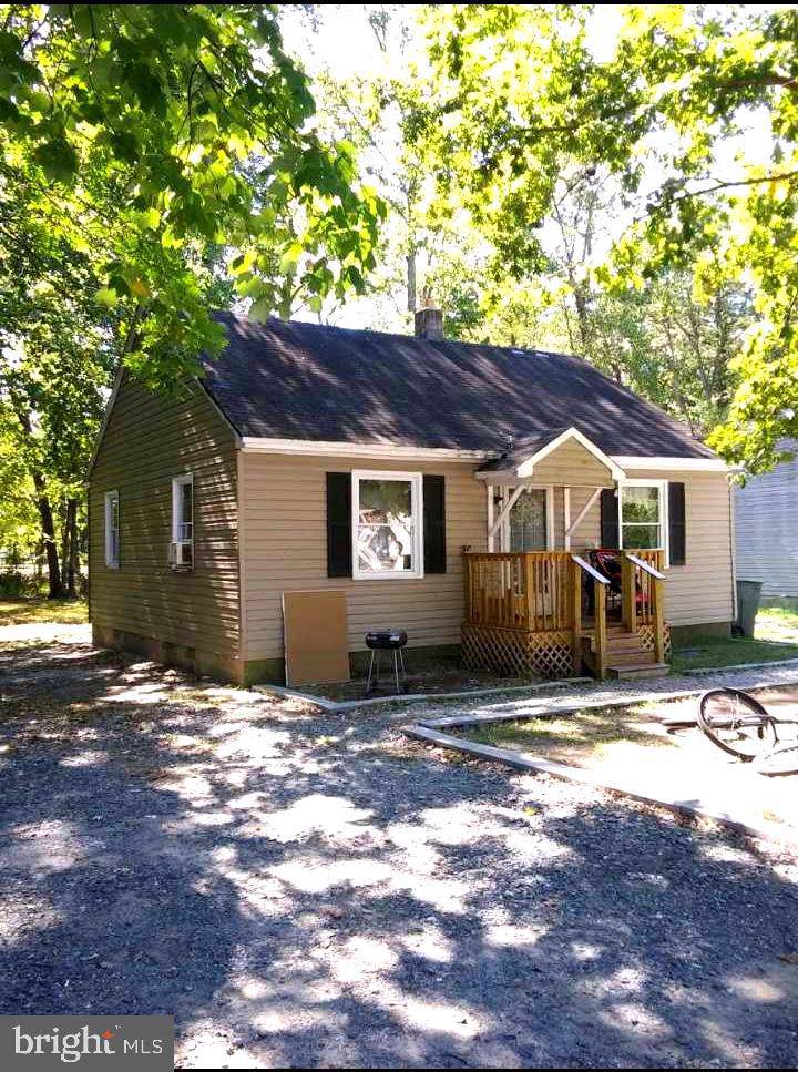 906 Powhatan Boulevard - Photo 1