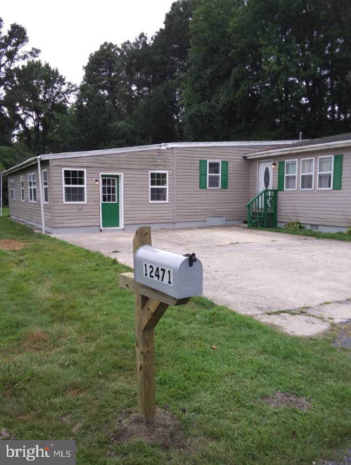 12471 Chestnut Circle - Photo 1