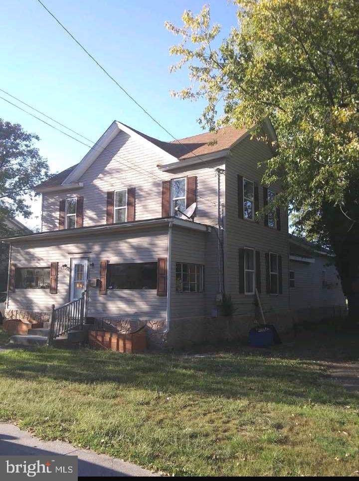 326 Pine Street - Photo 1