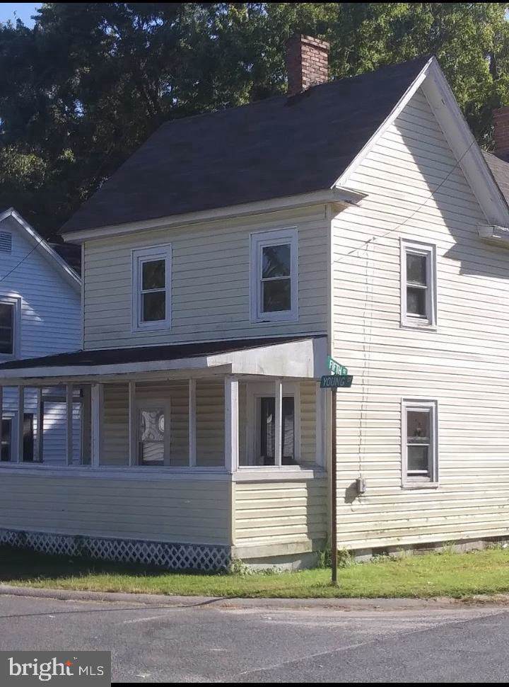 500 Young Street - Photo 1