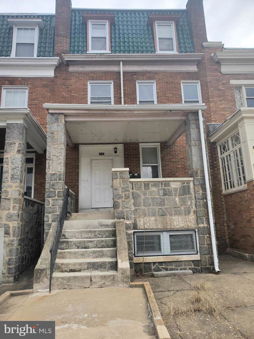 2501 Brookfield Avenue - Photo 1