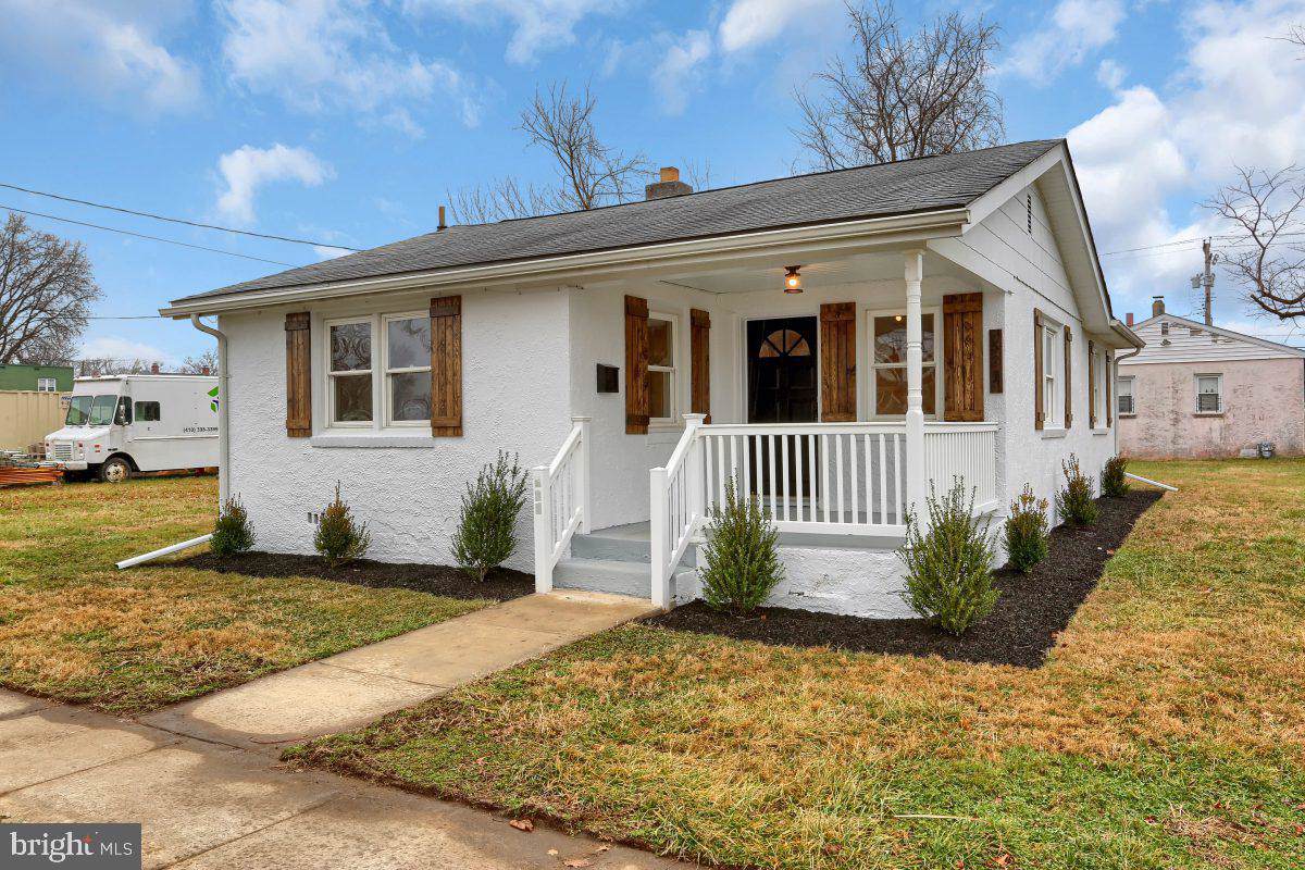521 Stokes Street - Photo 1