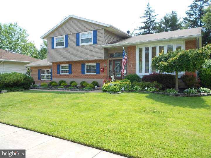 134 Adrienne Avenue - Photo 1