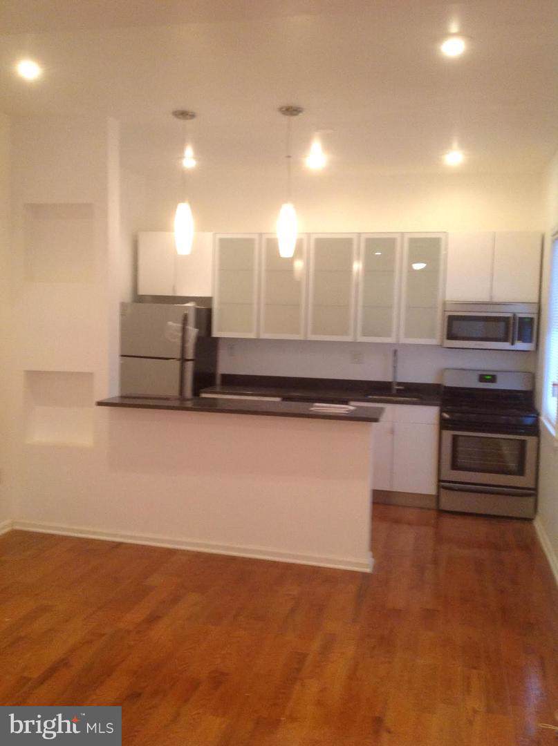 1902 Girard Avenue - Photo 1