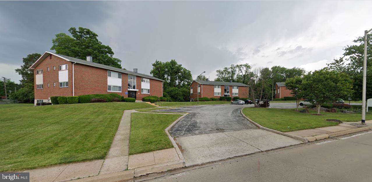 3951 Northern Parkway - Photo 1