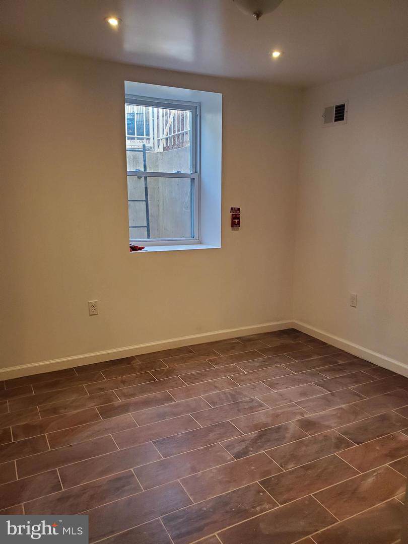 1614 Brown Street - Photo 1