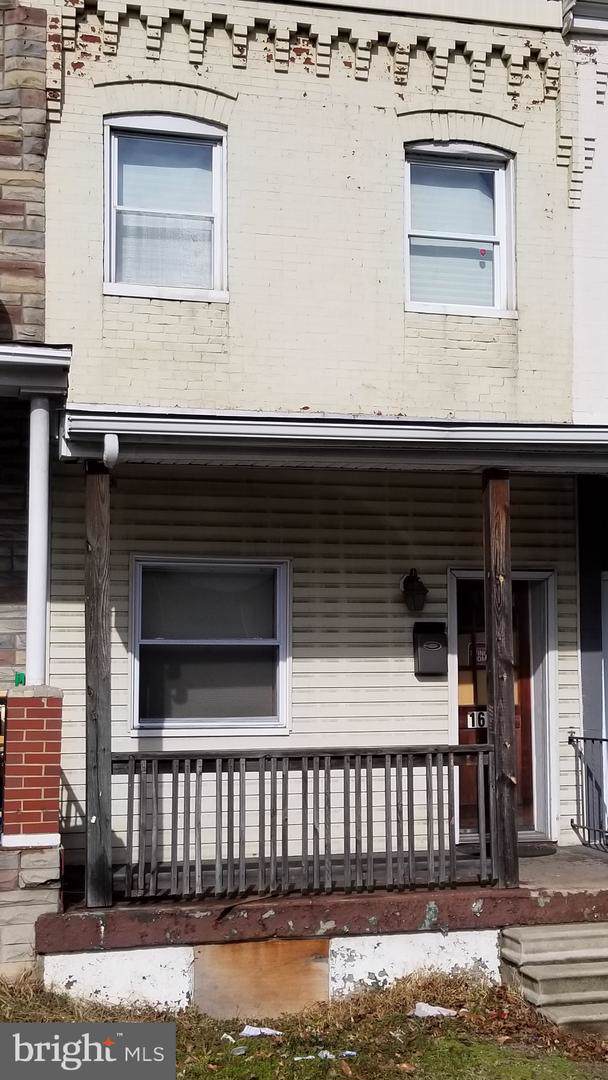1638 Hazel Street - Photo 1
