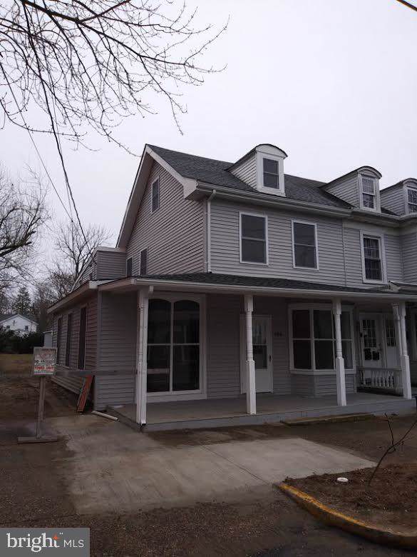 106 Hanover Street - Photo 1