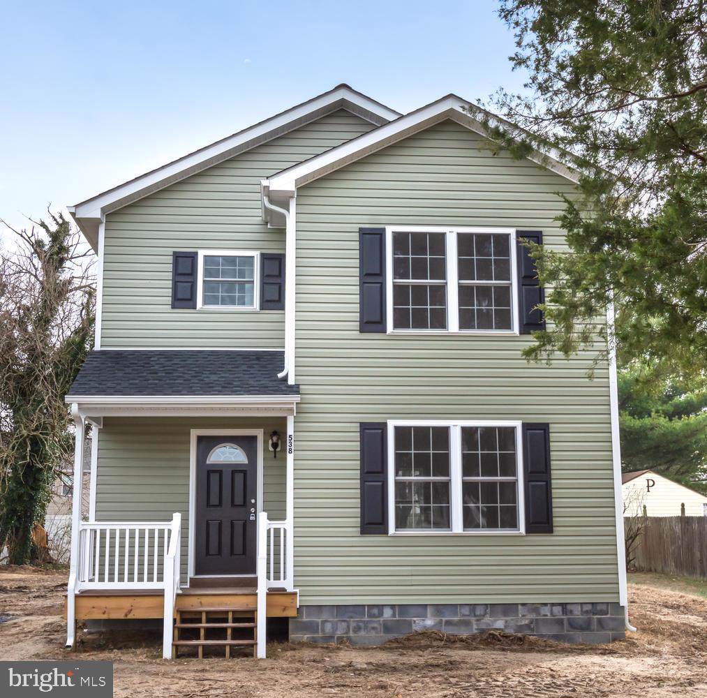 301 Maple Avenue - Photo 1