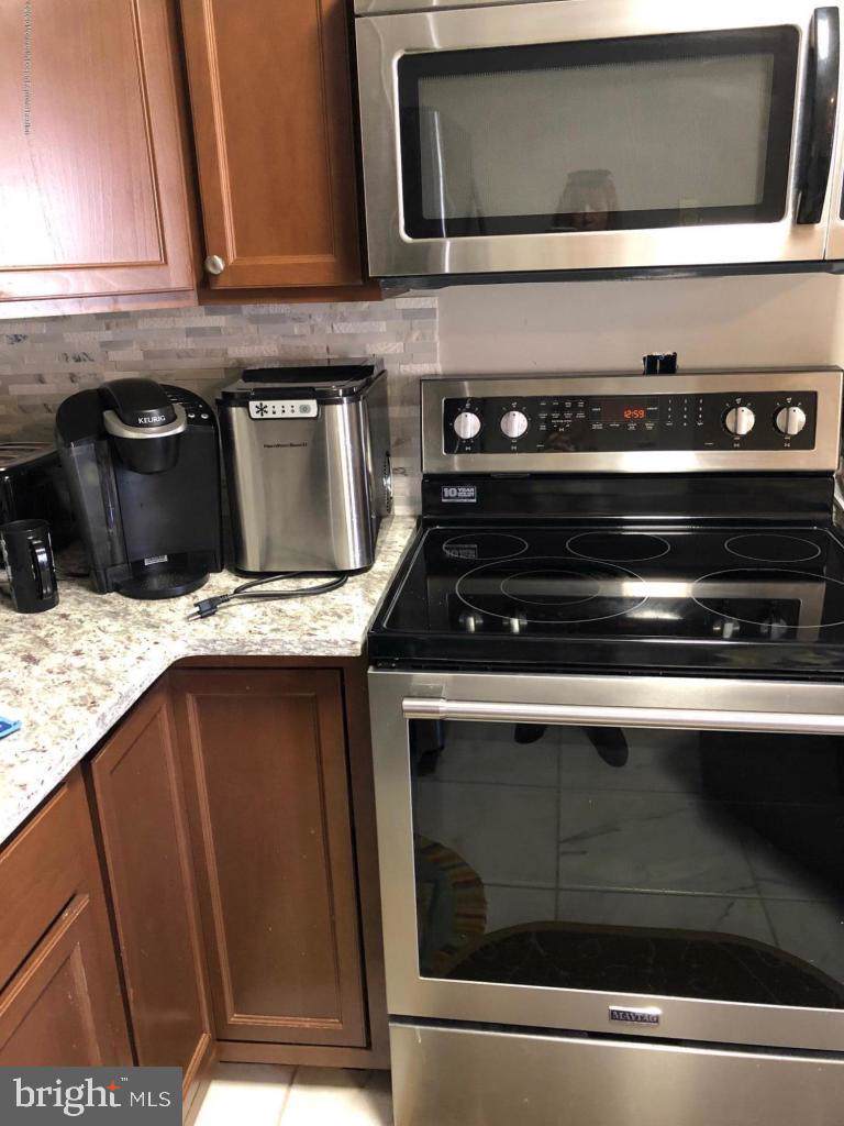 301 Franklin Avenue - Photo 1