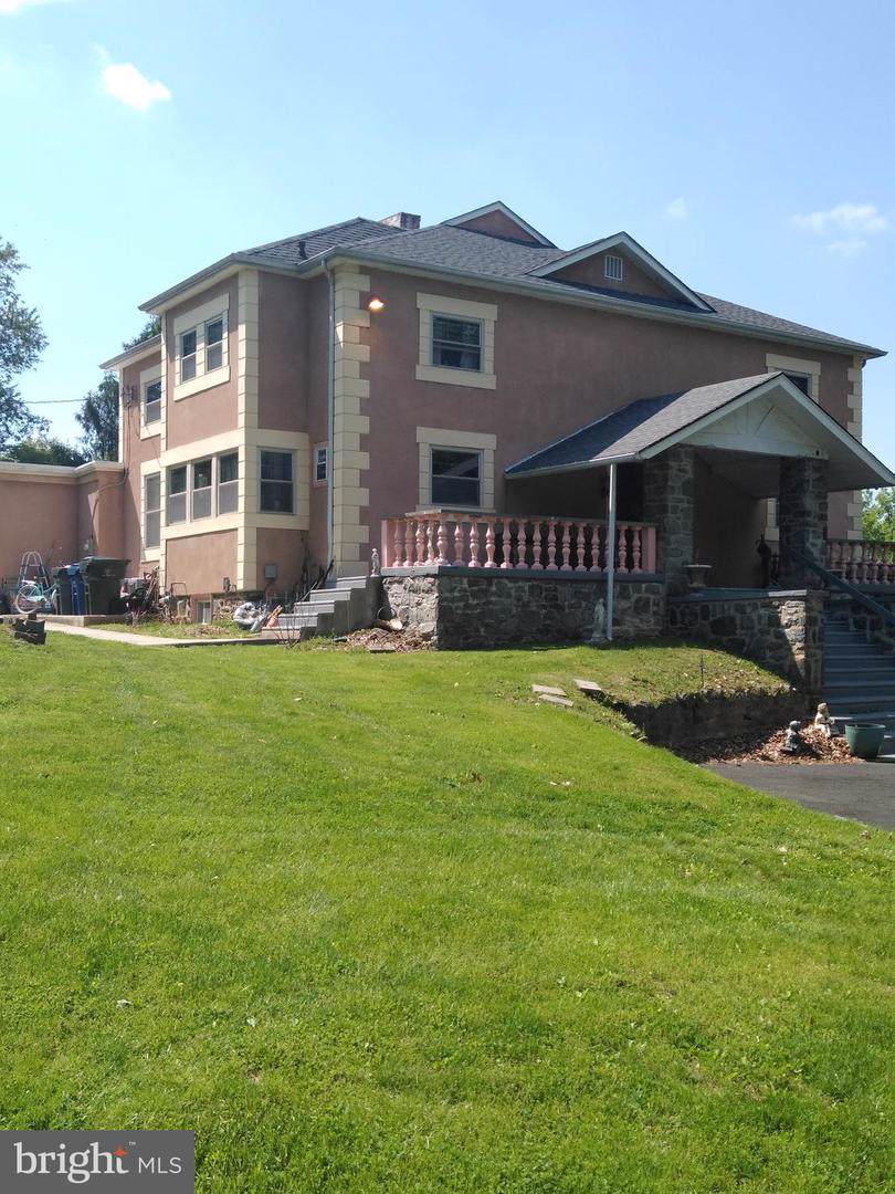 1909 Huntingdon Pike - Photo 1