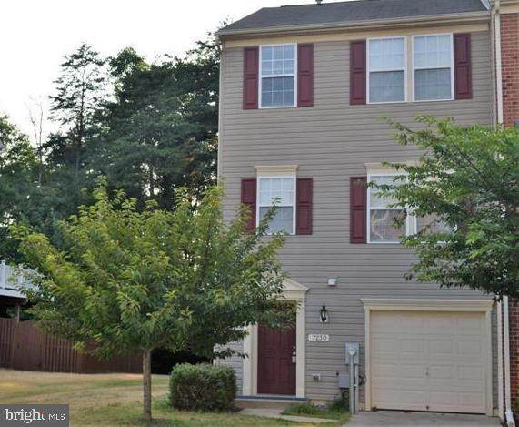 7230 Mockingbird Circle - Photo 1