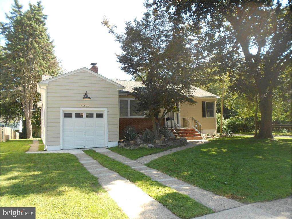 600 Maple Avenue - Photo 1